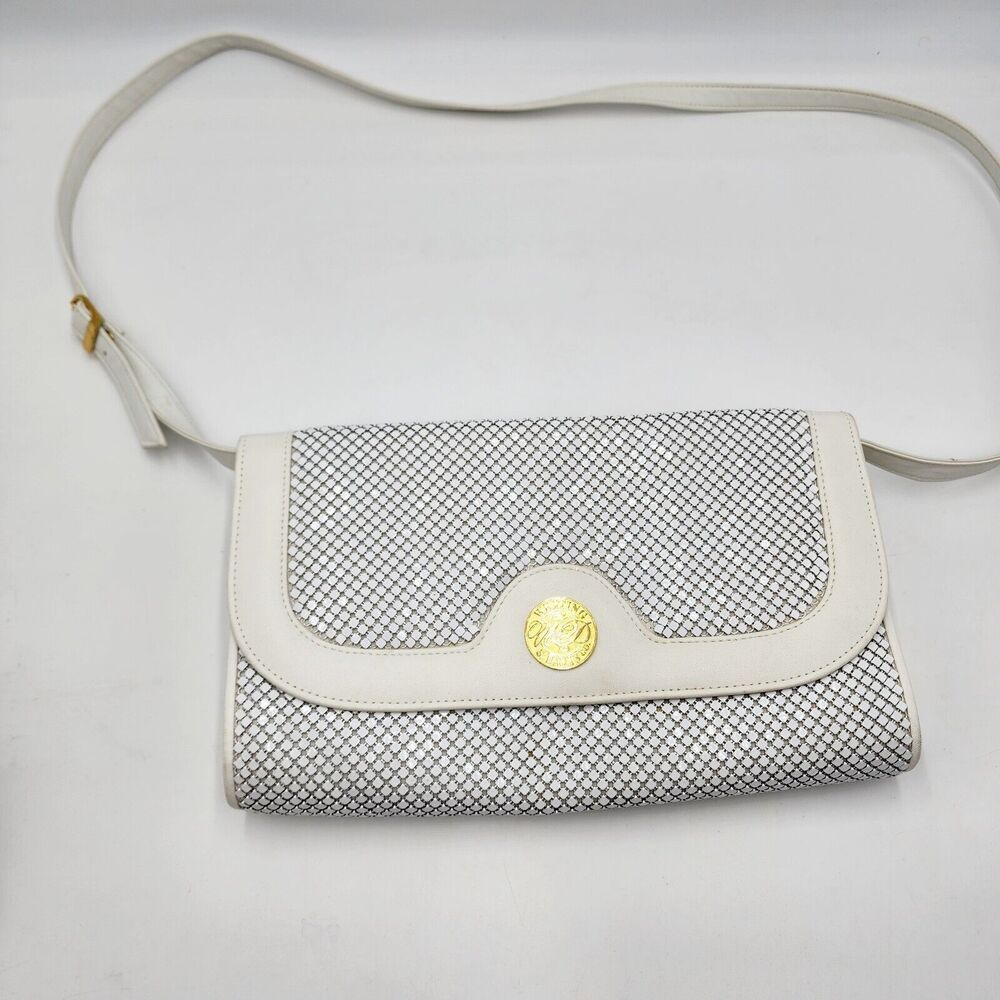 Vintage Large Whiting and Davis Mesh Purse White with Gold Tone Trim Leather